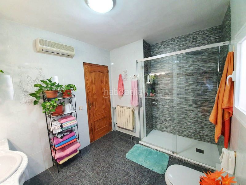 Foto 248addc3-50a9-4629-8900-9541e191c123. Chalet en Calypo Fado