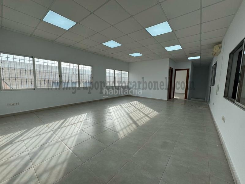 Foto 36387dc6-4eb5-4cca-b997-9ecd5824c00a. Rent industrial building in El Toscar Elche / Elx