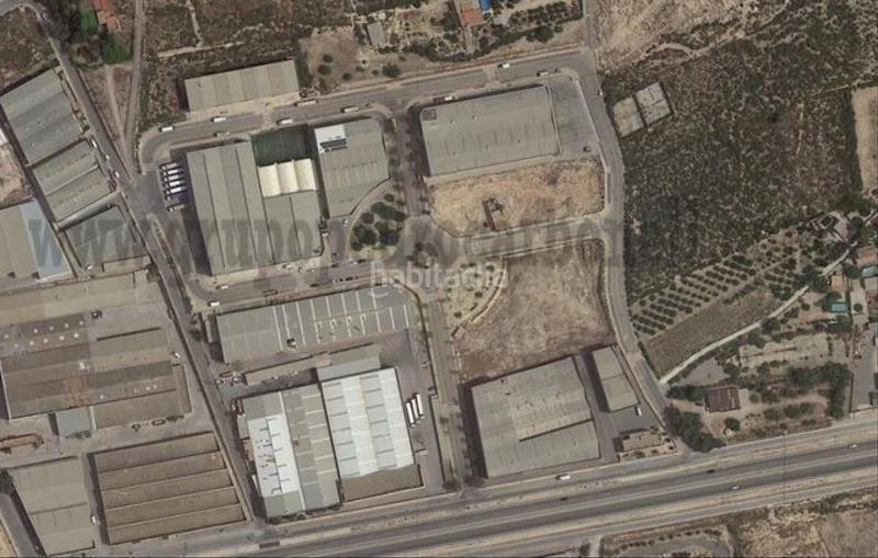 Foto 1ac23559-b454-475c-9949-0d994fda051f. Rent industrial building in Crevillente