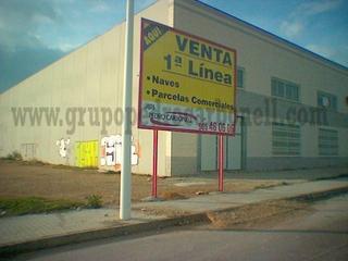 Terreny residencial a Carrer l almoeixa 9. Parcela comercial frente bricodepot
