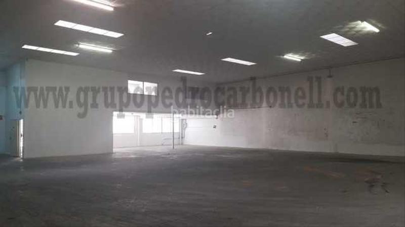 Foto 110ea5d5-bc41-4878-bc59-05a3ba12624e. Affitto capannone industriale in Crevillente