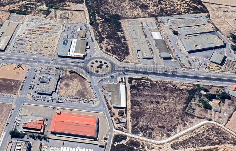 Foto e0ea0cdf-be6d-4fd3-9b2c-c727ba7d3287. Alquiler nave industrial elche carretera crevillente alquiler nave comecial en Elche / Elx