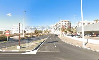 Local Comercial en El Raval - Portes Encarnades