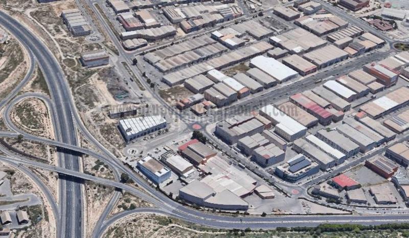Foto 9cdc3622-ae42-4221-985a-f517d66a3e6f. Alquiler nave industrial elche - poligono carrus - alquiler nave industrial / comercial en Elche / Elx