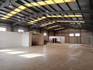 Rent Industrial building in El Toscar. Crevillente - poligono industrial - alquiler nave - esquina