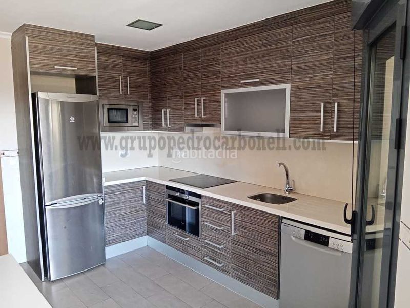 Foto 24e1c78b-9510-4f2b-89bb-792a44e28123. Pis amb piscina a El Toscar Elche / Elx