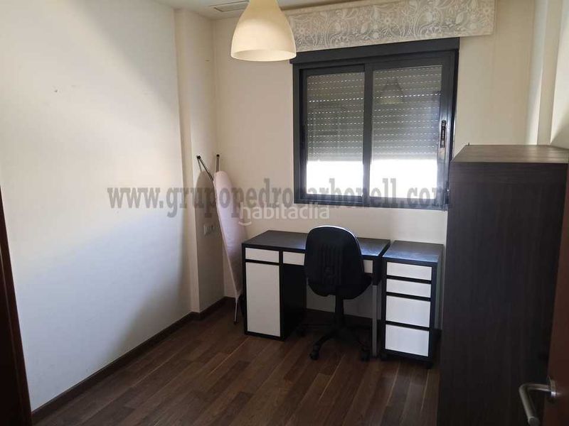 Foto a87db0bf-009e-409d-9058-e2b01df66a94. Pis amb piscina a El Toscar Elche / Elx