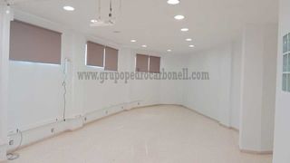 Lloguer Local Comercial a Crevillente. Crevillente alquiler local comercial esquina