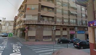 Local Comercial a Carrer al-shafra 1. Venta local en dos plantas ideal academias
