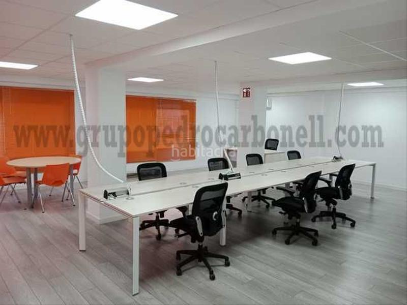 Foto 0b8157ab-ef33-48c7-8a39-ece3e6800123. Location bureau dans Reina Victoria - Miguel Hernández Elche / Elx