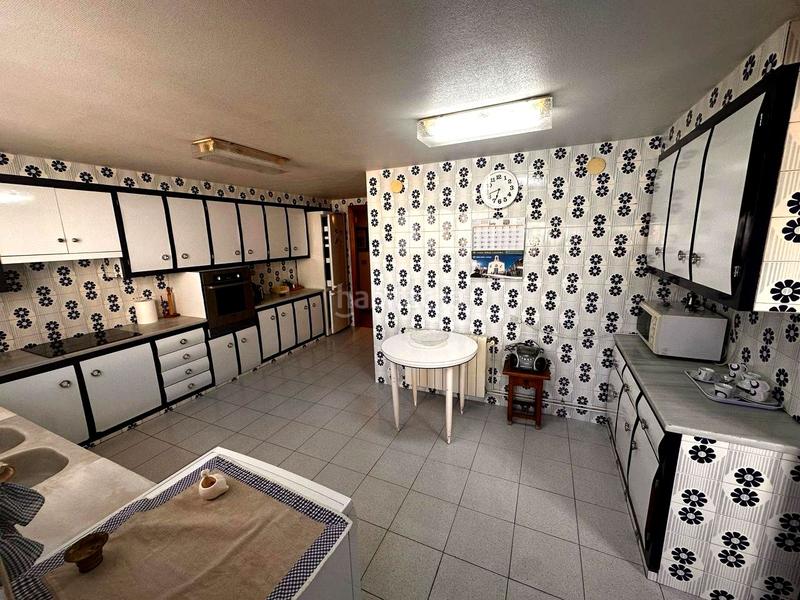 Foto b6965b6a-27bf-4063-b828-aa27d144a502. Piso dos pisos en uno, se puede volver a separar. en Alcora (l´)