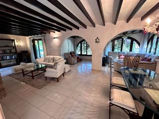 Casa  Carrer riu guadiana. Chalet con jardin en benicasim zona montornes