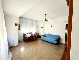 Miete Etagenwohnung in Centro. Piso alquiler anual en almazora
