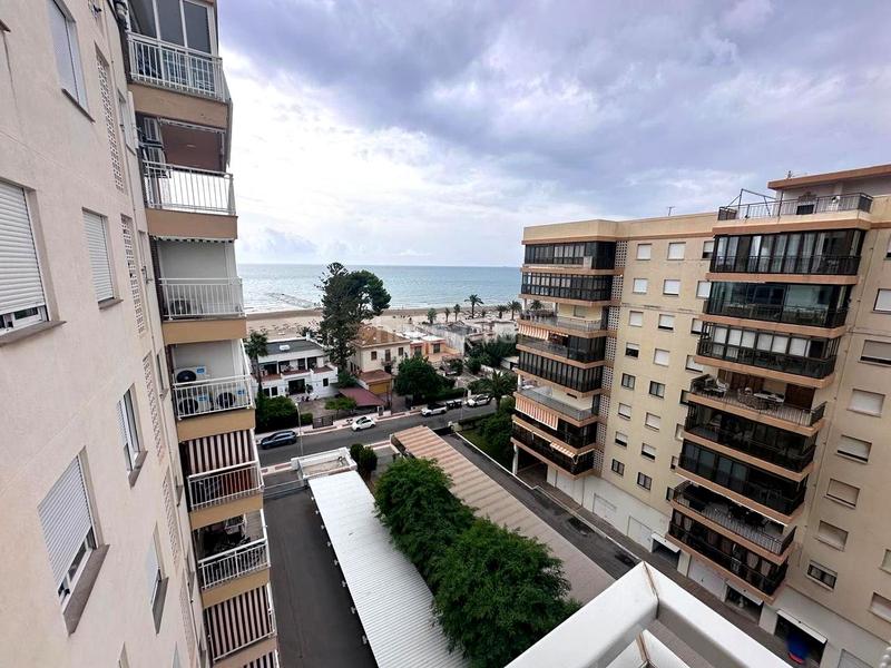 Foto aca2ee9c-8379-481c-a323-f920a2667a42. Alquiler piso apartamento alquiler anual almadraba en Benicasim / Benicàssim