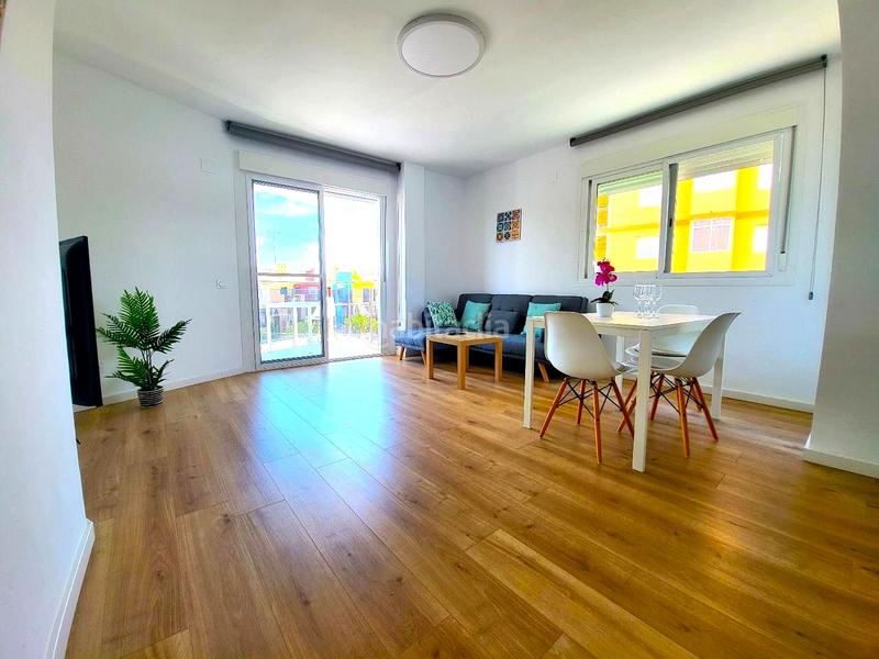 Foto a4043c0c-aa20-4865-ae4c-7e13521f2639. Appartamento con parcheggio in Centro Oropesa del Mar