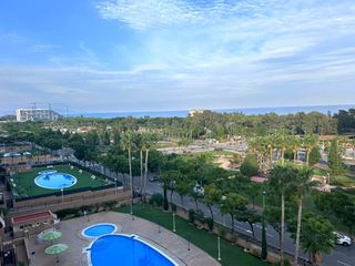 Pis a Costa Caribe. Atico con amplia terraza a la venta en marina dor