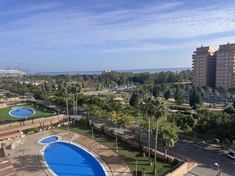 Foto a8e6e2d8-2781-4d78-ae8c-3cb6a41fe515. Pis amb aparcament piscina a Playa Coral - Torremar Oropesa del Mar