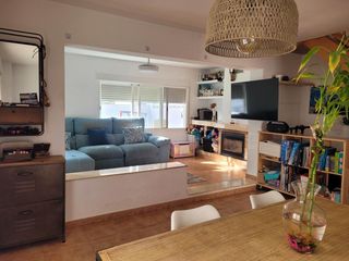 Haus in Heliópolis. Exclusiva villa independiente junto al mar