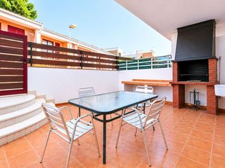 Reihenhaus in El Balcó-Jaume I. Cuatro adosados a la venta en oropesa