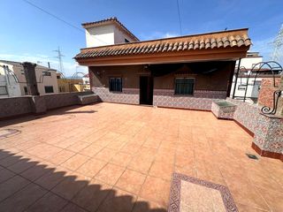 Casa in Ensanche - Parque Santa Rosa