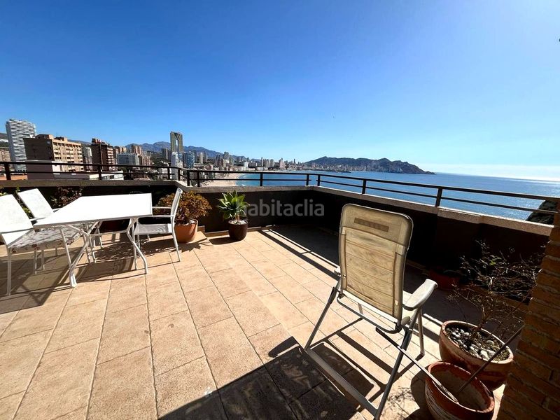 Foto dc3b5ade-7e29-4770-90af-2dc288a2cbee. Àtic amb aparcament piscina a Playa Poniente Benidorm