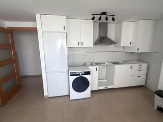 Affitto Piano terra  De tírig. Piso alquiler anual en castellón zona pi gros