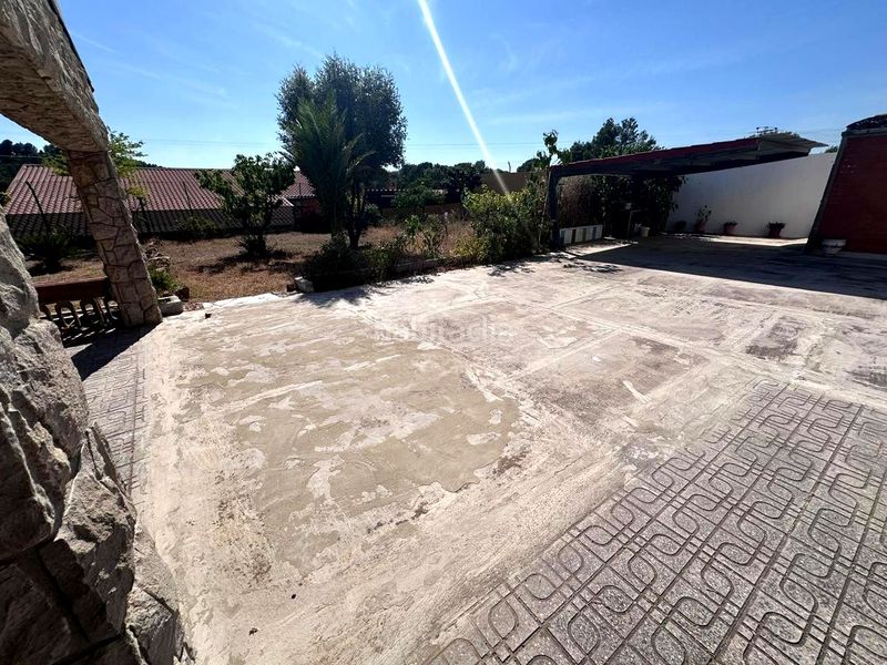Foto 3361b409-9476-4a72-875a-071f0deedf60. Casa amb aparcament a Borriol