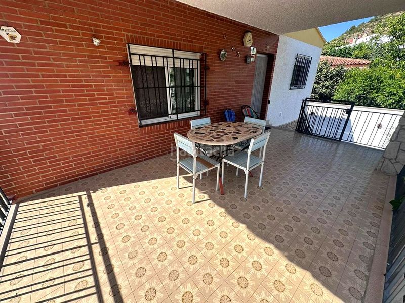 Foto 63f09a6f-610e-430a-a5e2-f6f7bd4fb123. Casa amb aparcament a Borriol