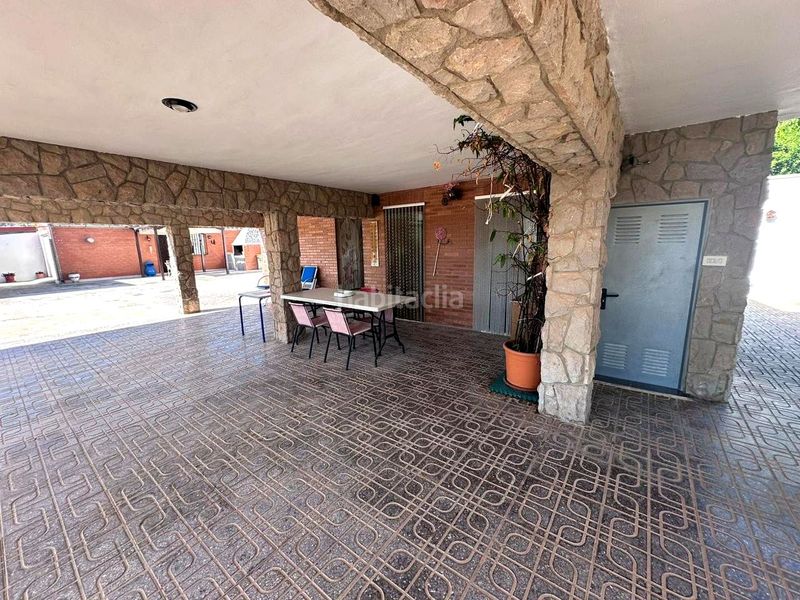 Foto 8d02f0a2-3c2f-499c-be9c-ec1cbb0a6c2b. Casa amb aparcament a Borriol