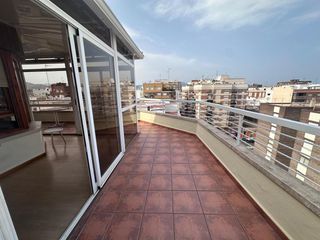 Location Attique à Rafalafena. Alquiler anual amplio ático en castellón