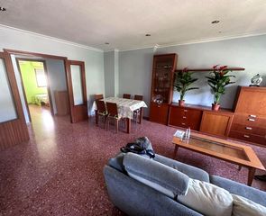 Rent Flat in Pueblo. Alquiler anual benicasim pueblo