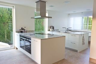 Casa en Heliópolis. Impresionante casa individual a la venta en benicásim