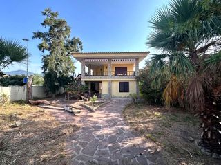 Casa a Benicàssim Golf. Villa independiente a la venta zona heliópolis