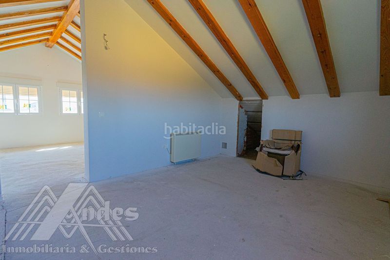 Foto 4a0646ac-dd76-4520-8d8d-c4445f80b573. Casa amb calefacció a Zarzuela del Monte