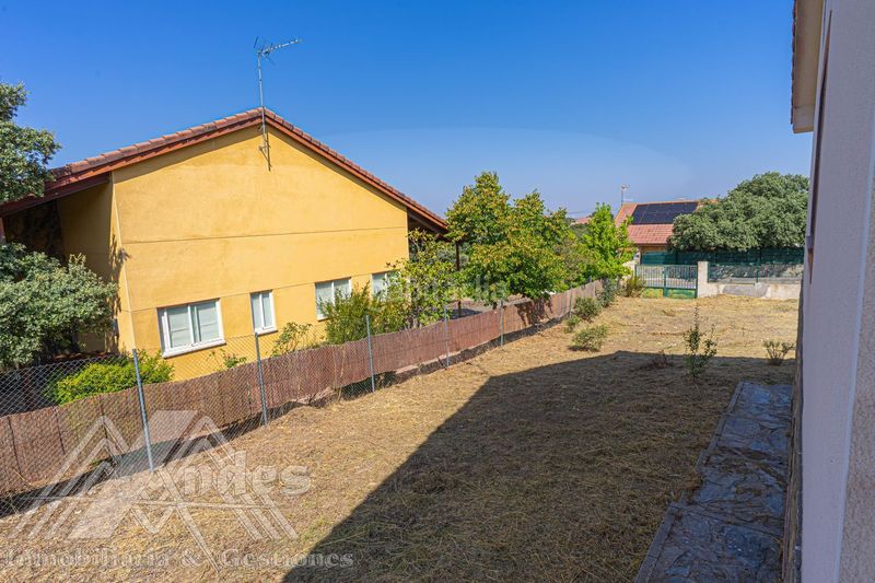 Foto 4b753d0f-a9b3-423d-8787-4be9a5c8ffb4. Casa amb calefacció a Zarzuela del Monte