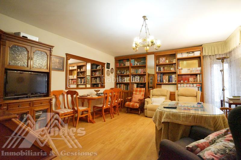 Foto 0916f68e-ba41-4290-bd9c-9f4c8837b603. Piso amplia vivienda con terraza y patio en el paseo de la estación. en Jaén