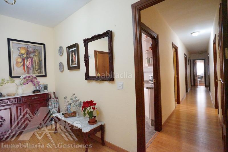 Foto 168582e7-7301-4964-a405-d67af42b0fcb. Piso amplia vivienda con terraza y patio en el paseo de la estación. en Jaén