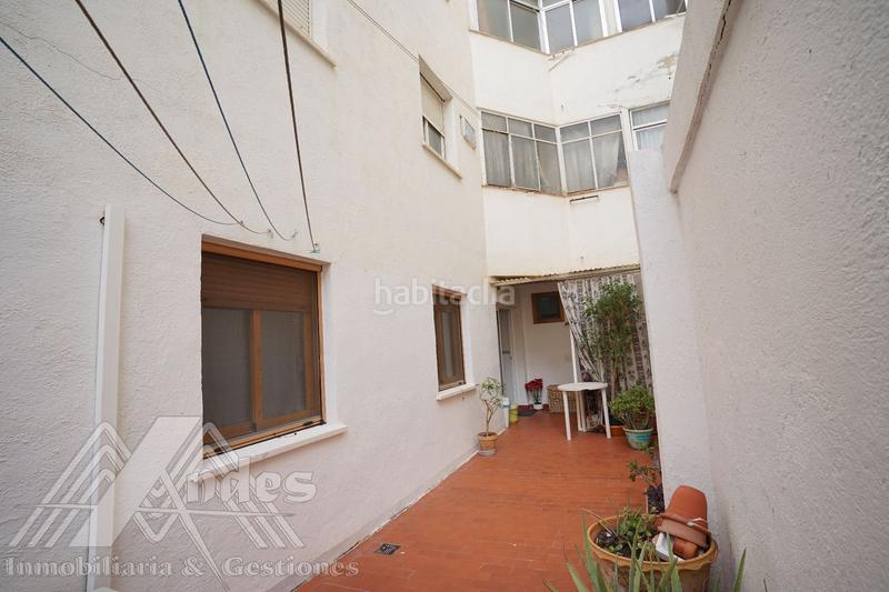 Foto 17027342-ee09-40d0-9f74-06b8c11ea566. Piso amplia vivienda con terraza y patio en el paseo de la estación. en Jaén