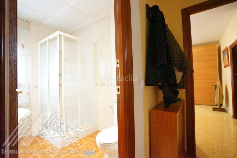 Foto 2274f10c-6dae-4fa2-986b-ec8956b9a0a8. Piso amplia vivienda con terraza y patio en el paseo de la estación. en Jaén