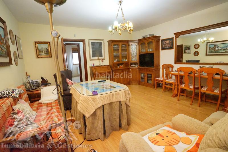 Foto 58a57008-ab7c-4356-bade-3baba927ed75. Piso amplia vivienda con terraza y patio en el paseo de la estación. en Jaén