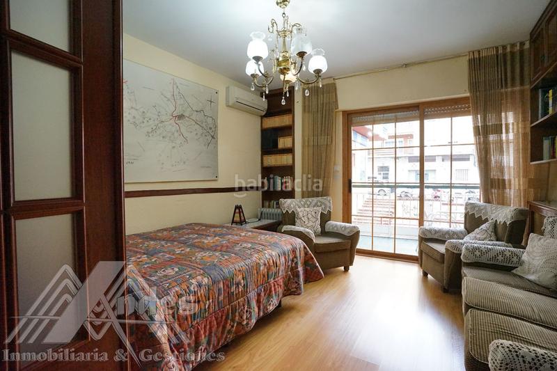 Foto 77544b89-a363-400d-b2e7-6d05b45d0920. Piso amplia vivienda con terraza y patio en el paseo de la estación. en Jaén