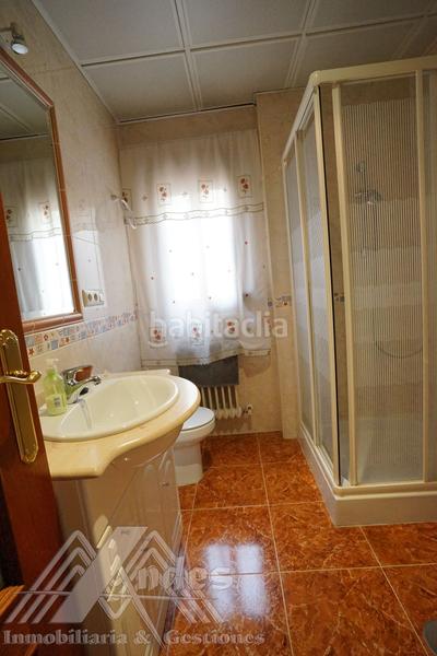 Foto a6a7fdbd-9759-4cc5-b2eb-e4c47c7fba2e. Piso amplia vivienda con terraza y patio en el paseo de la estación. en Jaén