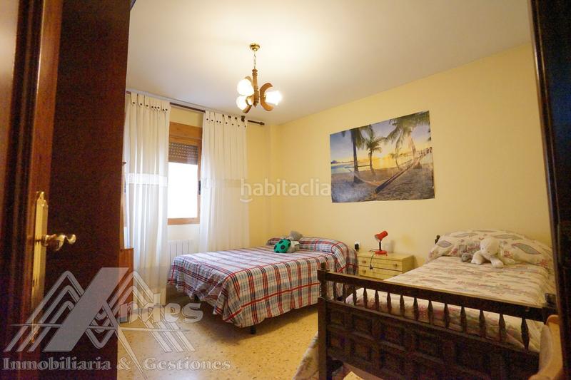 Foto d49edd6a-254e-4072-842d-78e9062696a4. Piso amplia vivienda con terraza y patio en el paseo de la estación. en Jaén