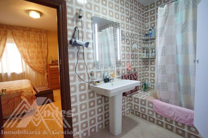 Foto dab27f21-e3c8-40cb-99d2-16e8054a759c. Piso amplia vivienda con terraza y patio en el paseo de la estación. en Jaén