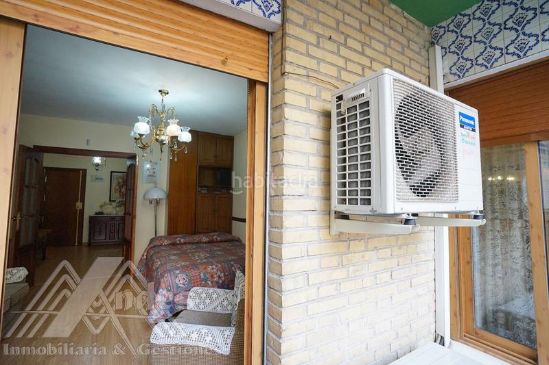 Foto f301f06c-7f18-4d67-be08-9efdca2c2e41. Piso amplia vivienda con terraza y patio en el paseo de la estación. en Jaén
