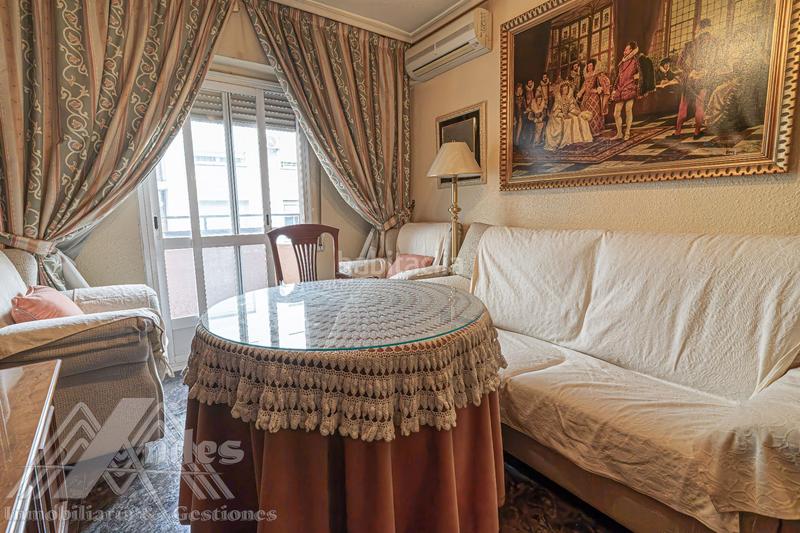 Foto 33b5c90a-c238-440b-9599-e143c23c2a59. Appartement avec chauffage dans San Ildefonso - Catedral Jaén