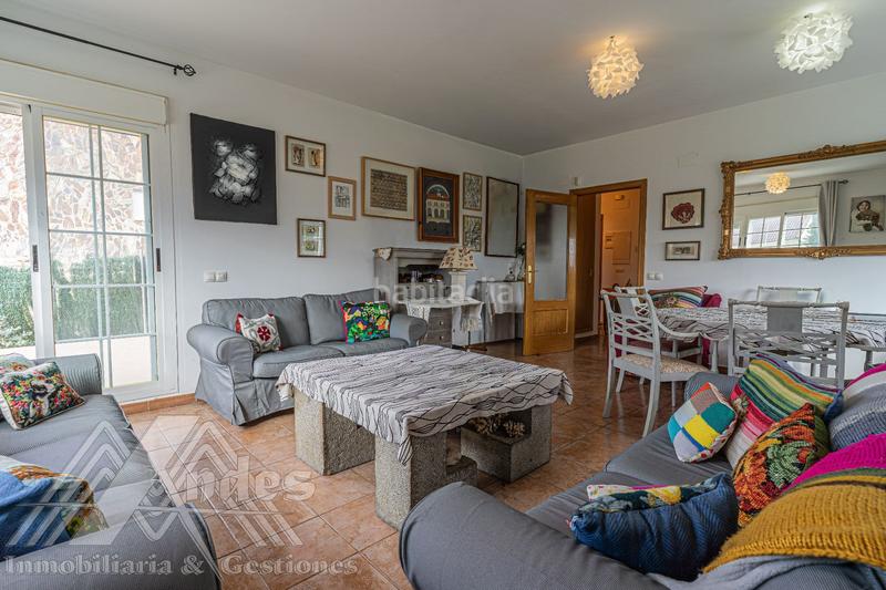 Foto 153d3eaf-8cd7-4438-8a7e-153b37f60fee. House with heating in Zarzuela del Monte