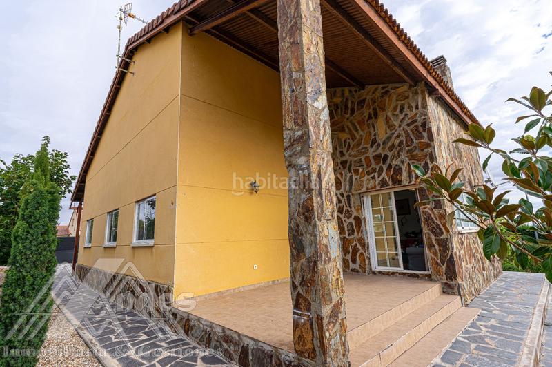Foto e7c45b81-6dc4-4960-9fd0-83d85d552a37. House with heating in Zarzuela del Monte