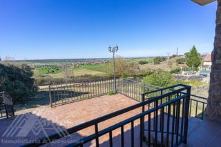 Haus in PASEO LOS OLMOS