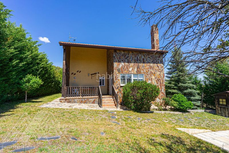 Foto 4c2287d3-fbce-4b3e-a2b5-875814c5793d. Casa en Zarzuela del Monte